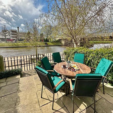 Riverside House - With Parking York Esterno foto