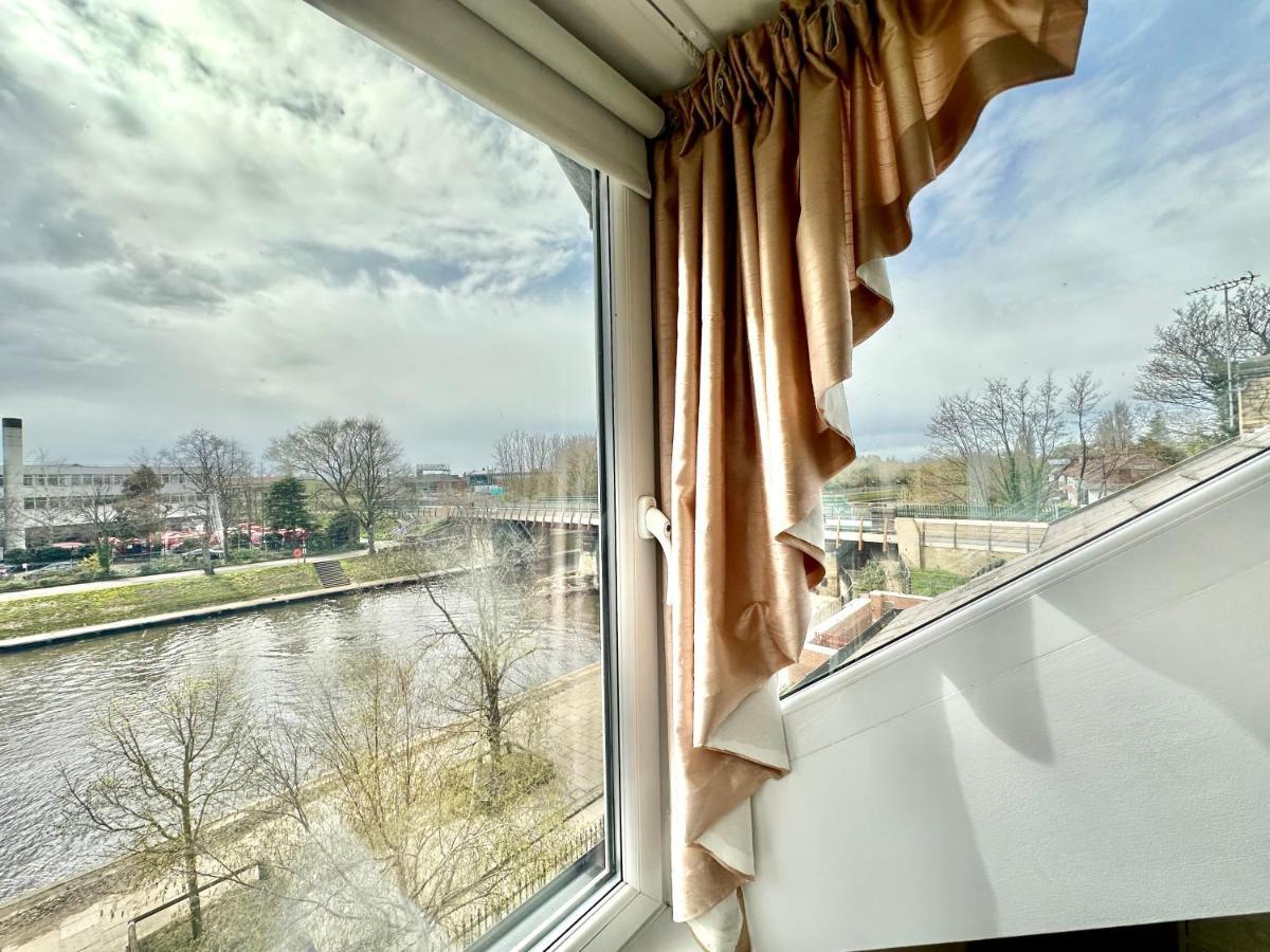 Riverside House - With Parking York Esterno foto